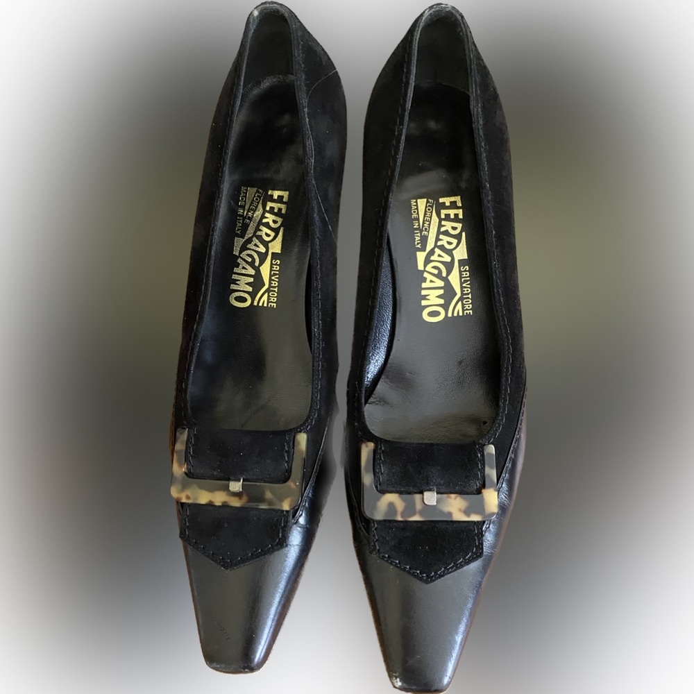 Salvatore Ferragamo vintage black kitten heel, 8, very 90’s